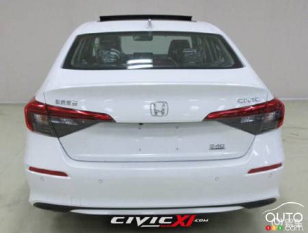 Honda Civic 2022, arrière